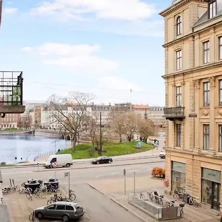Luxury By The Lakes In Cph Center