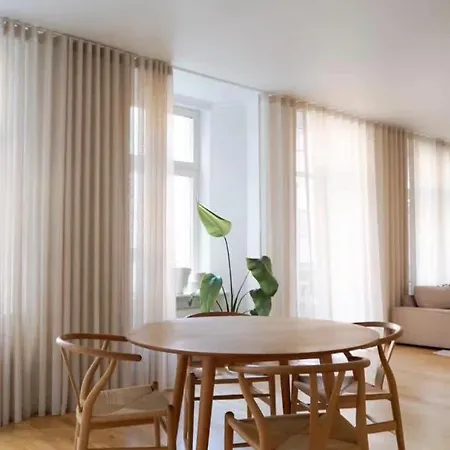 Luxury By The Lakes In Cph Center Kodaň